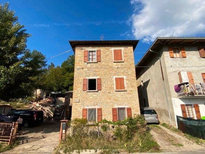 Casa con 5 locali in vendita in Via Sole di Sopra, Sole Sopra, Vetto