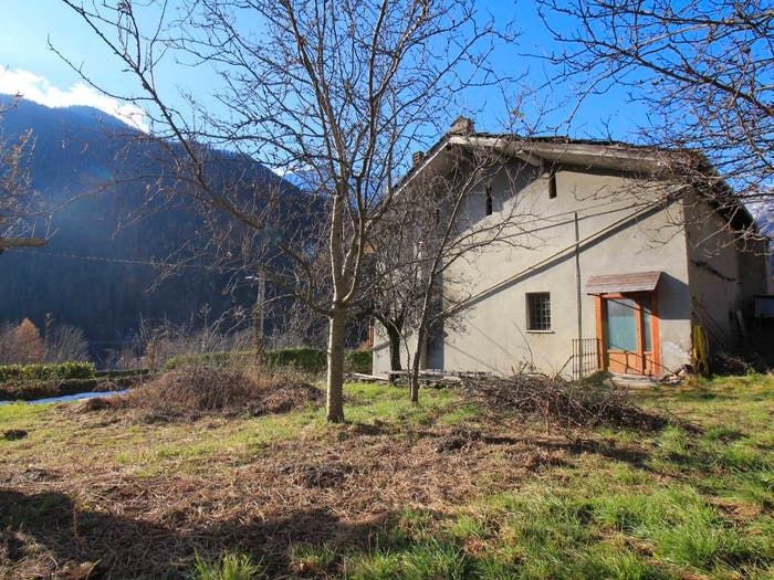 Casa con 6 locali in vendita in Via Nazionale, Mentoulles, Fenestrelle