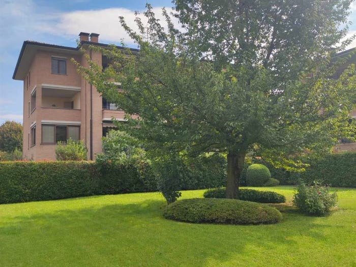 Appartamento con 6 locali in vendita in Botteghino Pilastrello, Parma