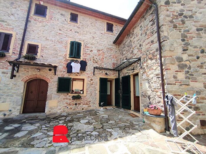 Casa con 5 locali in vendita in Via Simoncini, Stazione Masotti, Serravalle Pistoiese