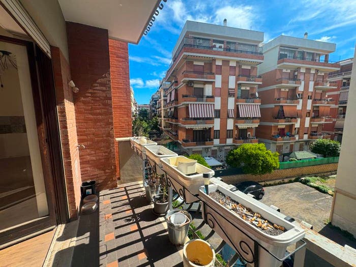 Appartamento quadrilocale in vendita in Via Ammiraglio Marzolo, Ostia Levante, Roma