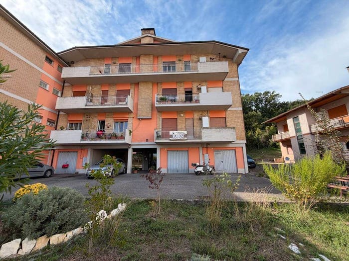 Appartamento quadrilocale in vendita in Via Reggio Emilia, Orte Scalo, Orte