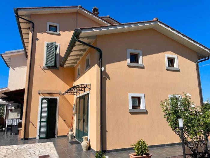 Casa con 6 locali in vendita in Monsigliolo, Camucia Monsigliolo, Cortona