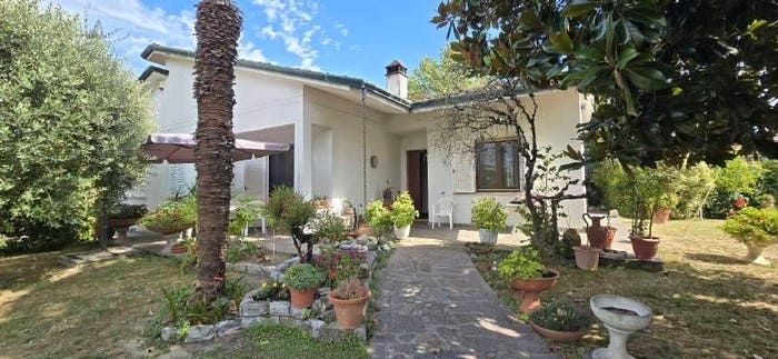 Casa con 6 locali in vendita in Via dei Tavi, Centro, Castelfranco di Sotto