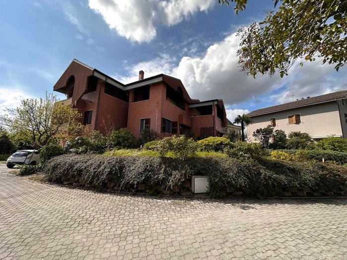 Casa con 6 locali in vendita in Casine, Ostra