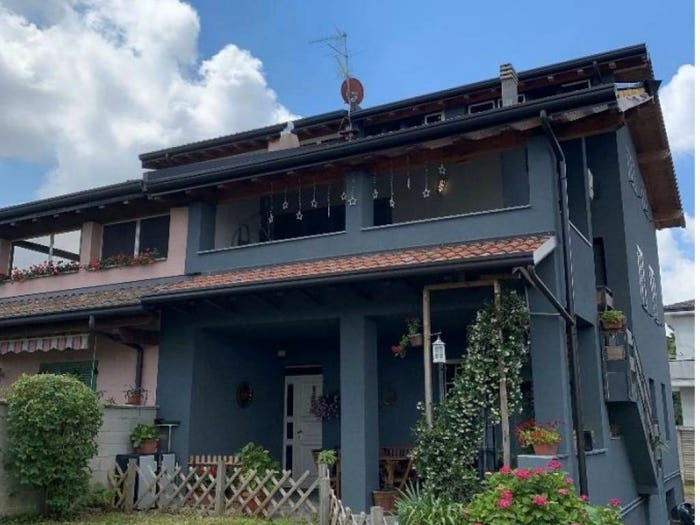 Appartamento quadrilocale in vendita in Via Ruggero Leoncavallo, Canegrate