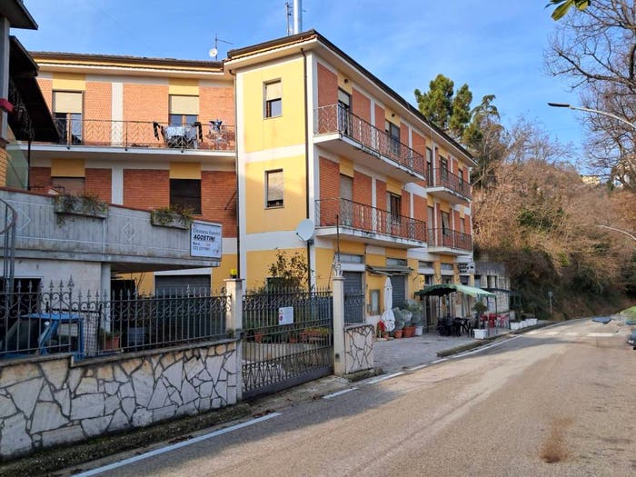 Appartamento quadrilocale in vendita in via dei Caduti, Ascoli Piceno