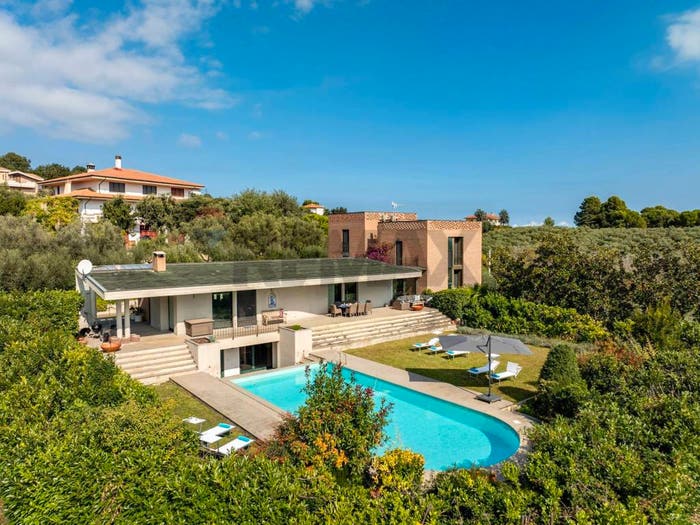 Casa con 6 locali in vendita in Viale Leonardo Petruzzi, Casette, Città Sant'Angelo