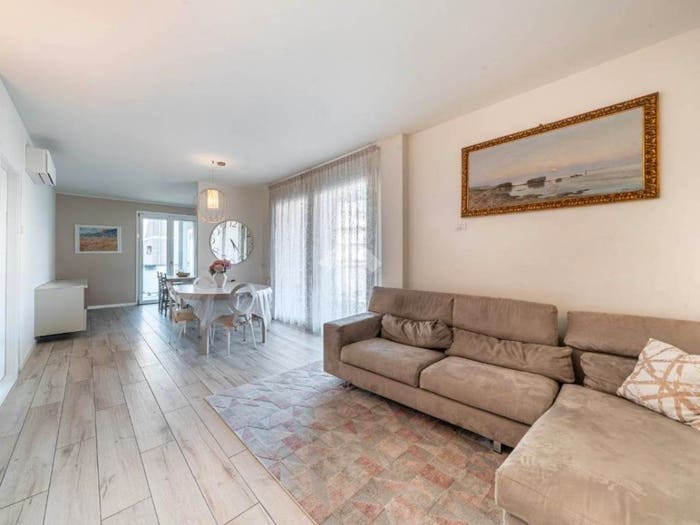 Appartamento con 5 locali in vendita in Strada Morane, Morane Contrada, Modena