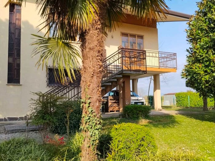 Casa con 6 locali in vendita in Via Giacomo Puccini, Campolongo Tapogliano