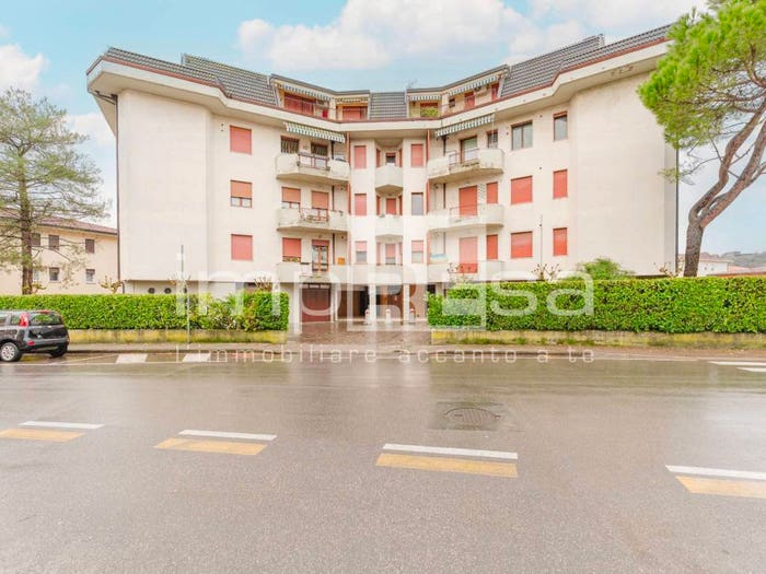 Appartamento con 5 locali in vendita in via Leonardo Da Vinci, Centro, Conegliano