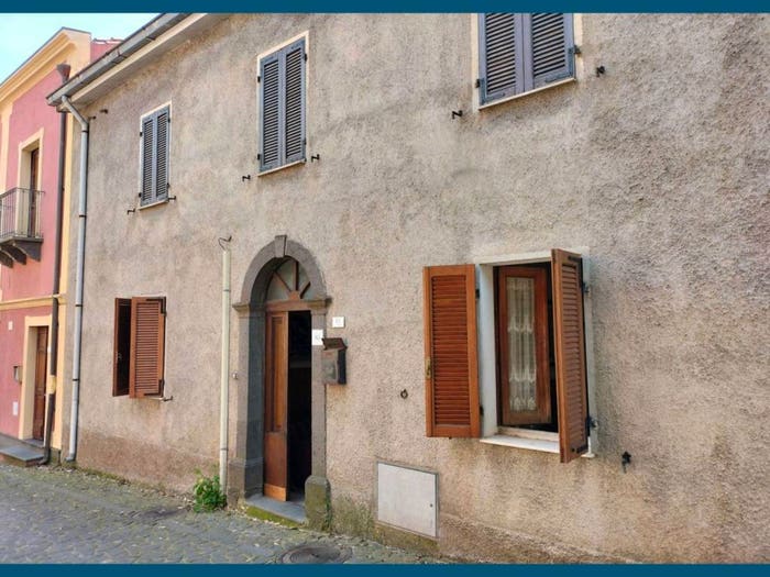 Appartamento quadrilocale in vendita in Via Pippia, Seneghe