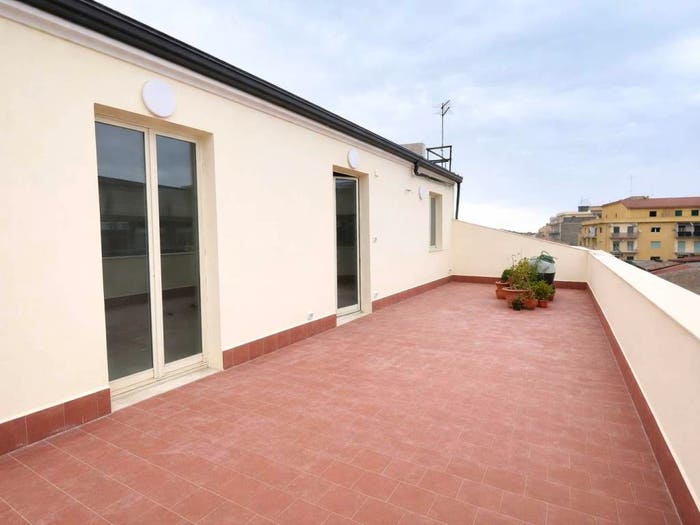 Casa trilocale in vendita in Via Menza, Picanello, Catania