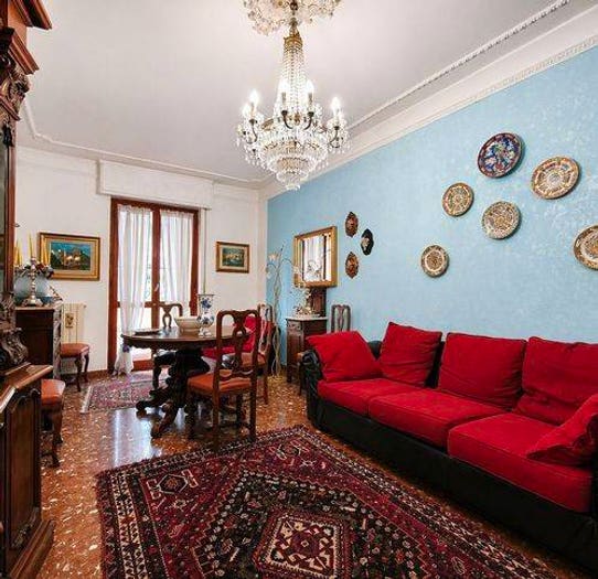 Appartamento quadrilocale in vendita in Via Dei Mille, Marina di Carrara, Carrara