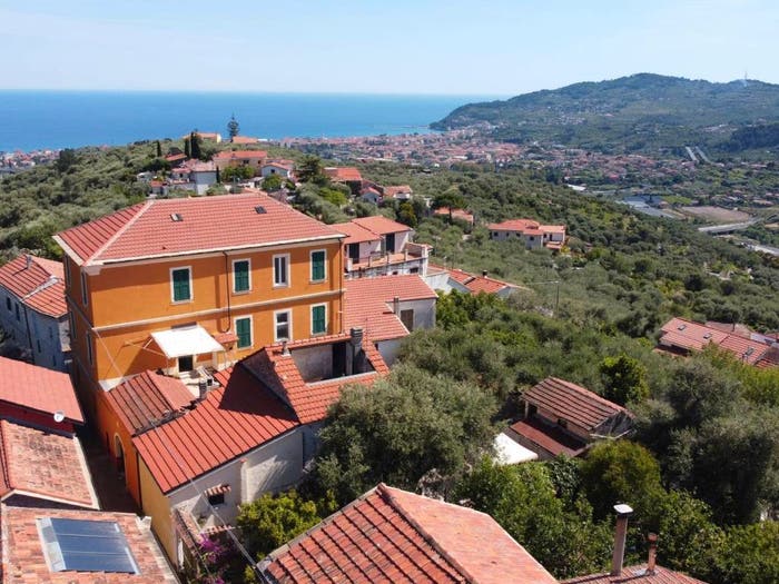 Appartamento quadrilocale in vendita in Via Garibaldi, Centro, Diano San Pietro
