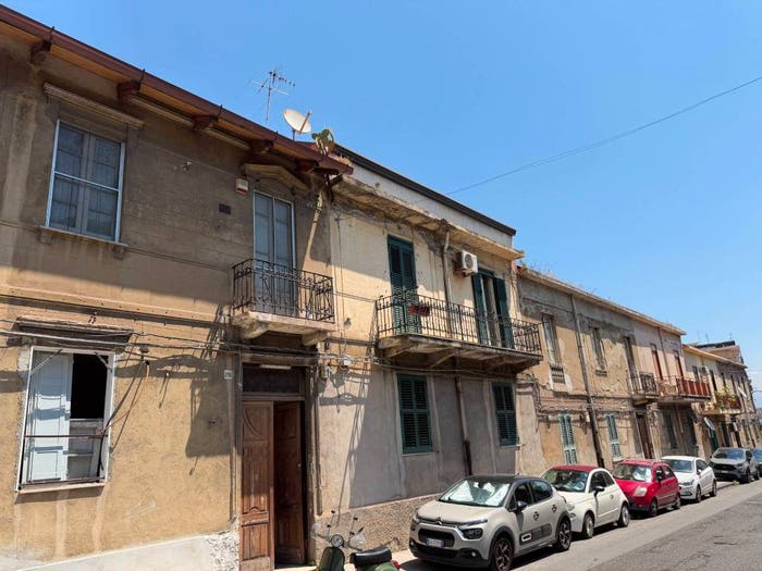 Appartamento quadrilocale in vendita in Via Santa Marta, Gonzaga, Messina