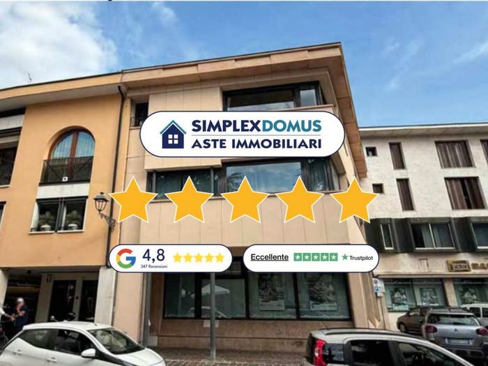 Appartamento con 6 locali in vendita in Via Dal Molin, Centro, Arzignano