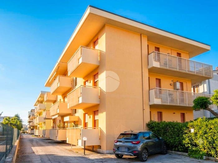 Appartamento trilocale in vendita in Via padova, Centro, Alba Adriatica