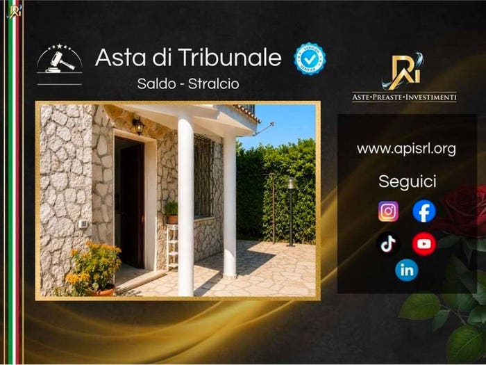 Appartamento con 5 locali in vendita in Via Luigi Cristini, Fondi