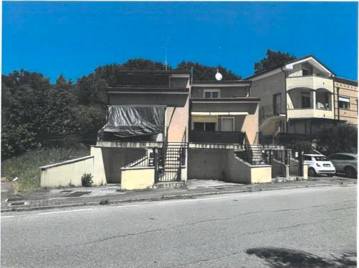 Appartamento quadrilocale in vendita in Frazione Loc Fratte Corso Europa b, Sassofeltrio