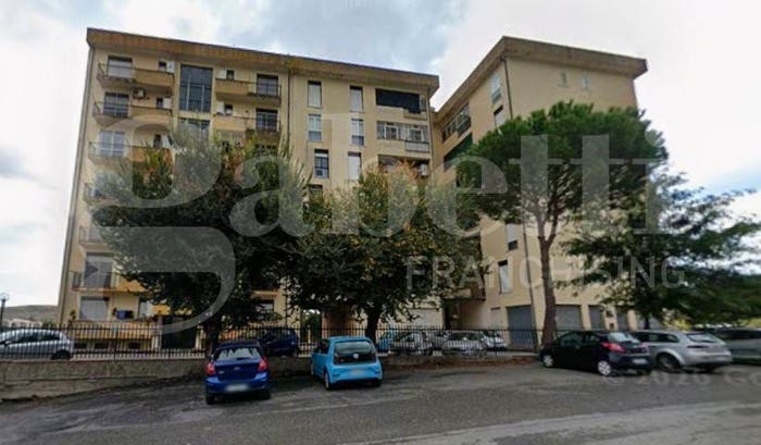 Appartamento trilocale in vendita in VIALE ISONZO, Fortuna Corvo, Catanzaro