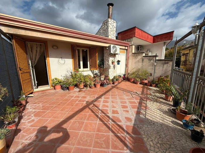 Casa quadrilocale in vendita in Via Cesare Battisti, Centro, Roccarainola