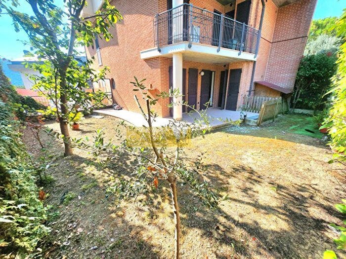 Appartamento bilocale in vendita in VIA FONTE BAIANO, Centro, Teramo