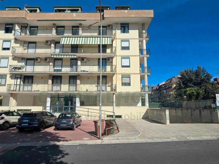 Casa quadrilocale in vendita in Via Einaudi, San Nicola la Strada