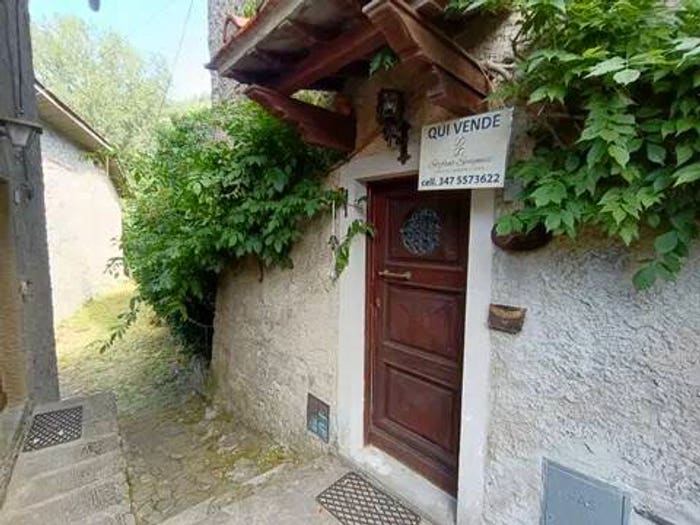 Casa trilocale in vendita in Via del Colle, San Marcello Piteglio