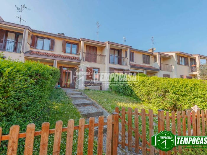 Casa quadrilocale in vendita in Via Antonio Gramsci, Centro, Lacchiarella