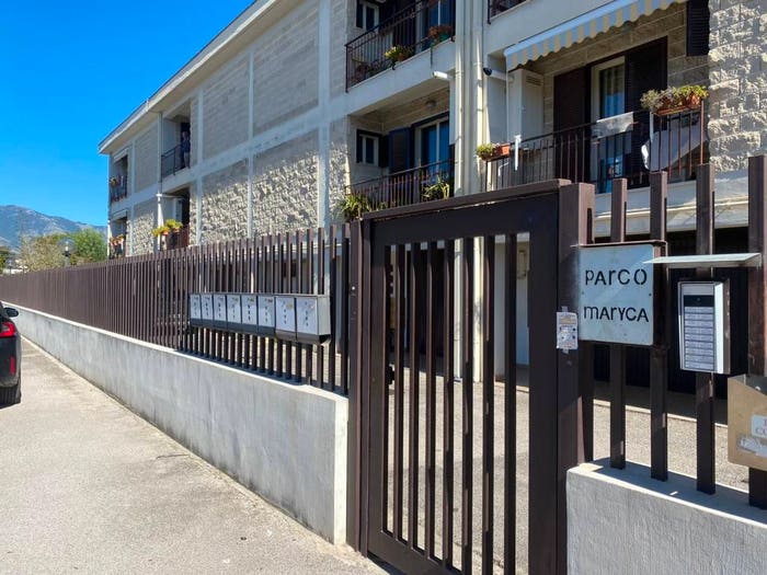 Casa con 6 locali in vendita in Via Pasteno Grande, Centro, Minturno