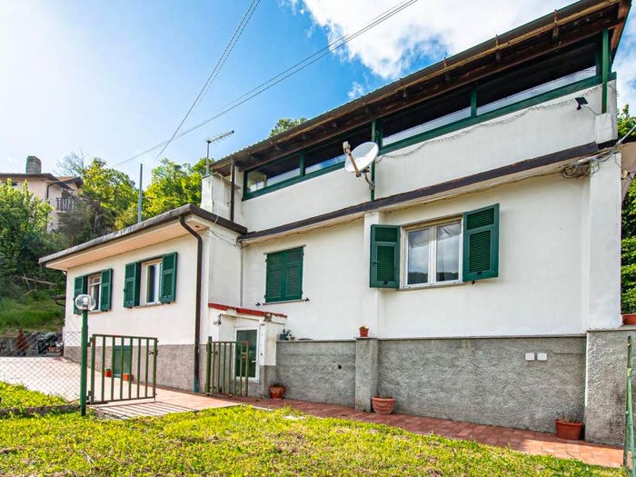 Casa trilocale in vendita in Ponte Di Savignone, Savignone