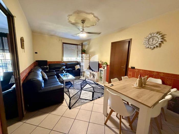 Appartamento con 5 locali in vendita in Viale Marche, Lunetta Frassino, Mantova