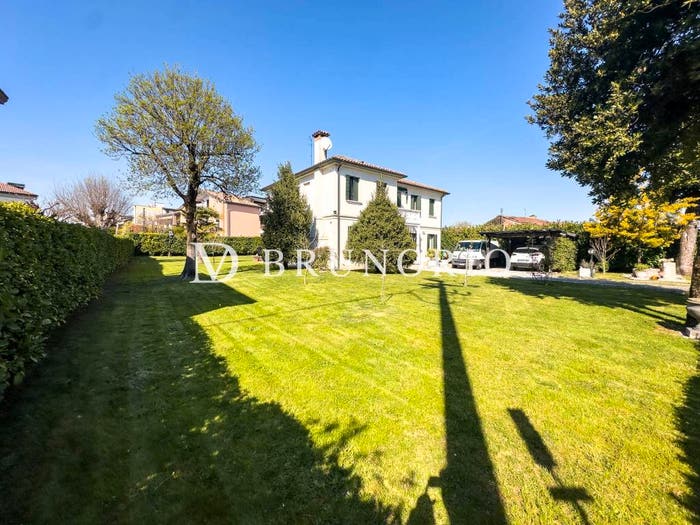 Casa con 6 locali in vendita in Via San Giorgio, Castelfranco Veneto