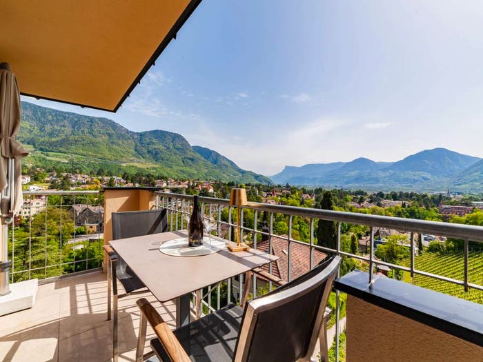 Appartamento trilocale in vendita in Via San Zeno, Centro, Merano
