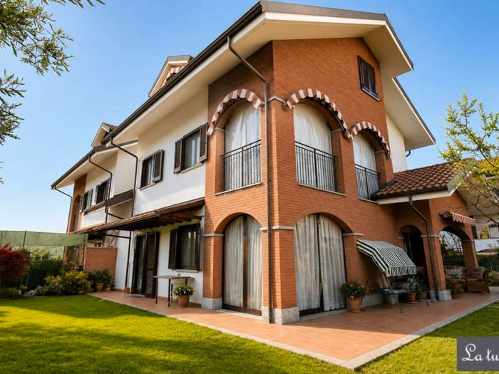 Appartamento con 5 locali in vendita in Via Galileo Ferraris, Centro, Givoletto