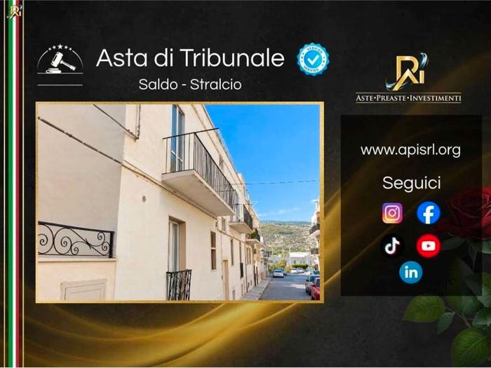 Appartamento quadrilocale in vendita in Via Torre di Lupo, Mattinata