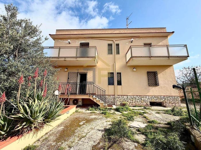 Casa con 6 locali in vendita in Contrada Piano Inferno, Piano Inferno Gelsomini Sorisi, Trappeto