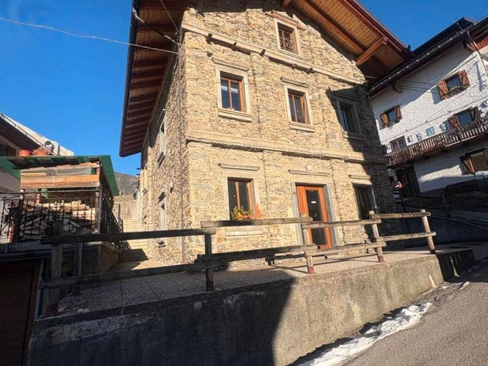 Appartamento trilocale in vendita in Via Parcellan, Centro, San Pietro di Cadore