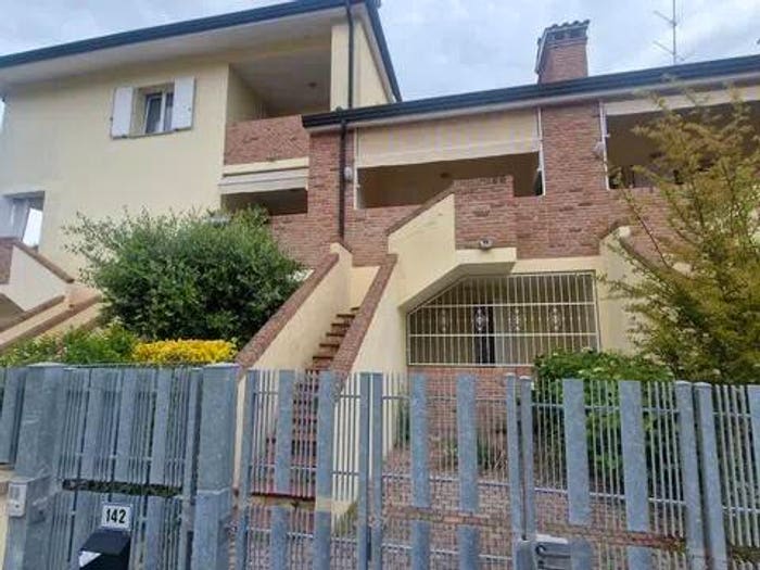 Casa trilocale in vendita in Via Cagliari, Lido degli Estensi, Comacchio