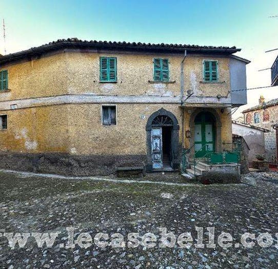Appartamento quadrilocale in vendita in Via Della Rocca, San Michele In Teverina, Civitella d'Agliano