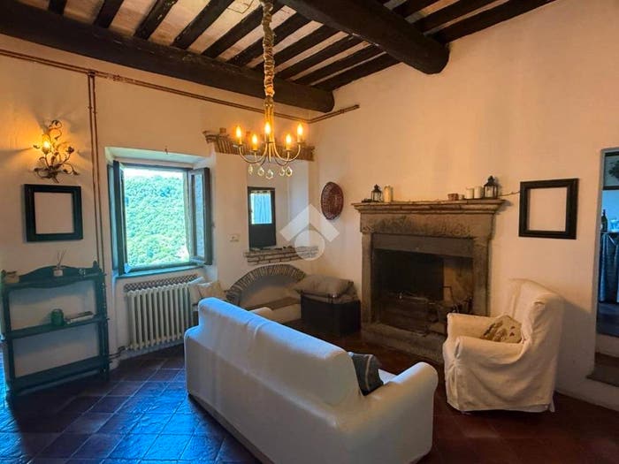 Appartamento bilocale in vendita in Via di Mezzo, Centro, Baschi