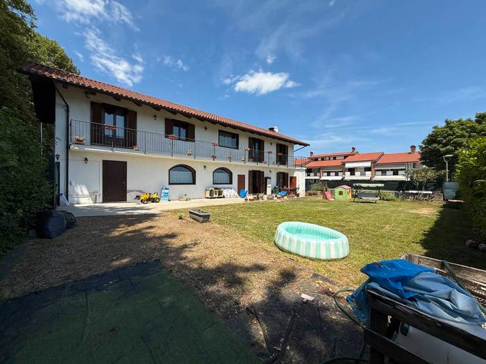 Casa con 6 locali in vendita in Via Madonnina, Abbadia Alpina, Pinerolo