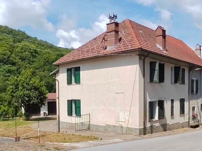 Casa con 5 locali in vendita in Frazione Molini, Molini, Fraconalto