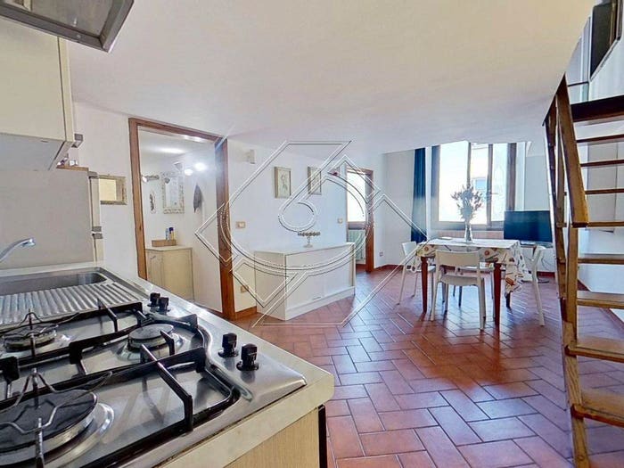 Appartamento trilocale in vendita in Via della Rosa, Sant'Ambrogio, Firenze