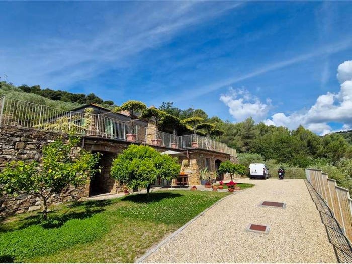 Casa bilocale in vendita in via passaggia, Diano Castello