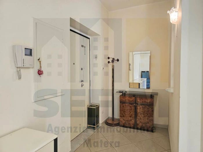 Appartamento trilocale in vendita in Via Alessio De Sariis, Centro, Matera