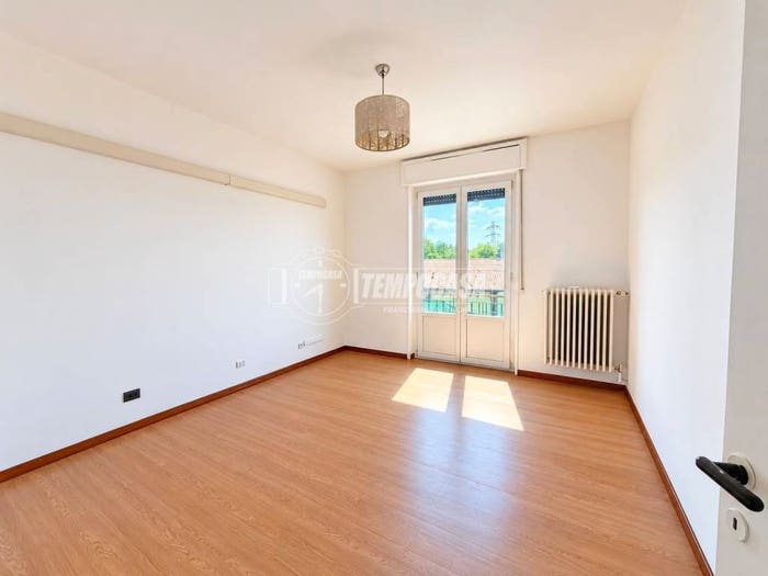 Appartamento bilocale in vendita in Via San Martino, Canova San Zeno, Olgiate Molgora