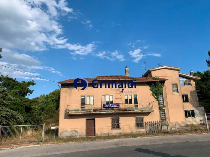 Casa con 6 locali in vendita in Località Torri, Torri, Gualdo Cattaneo