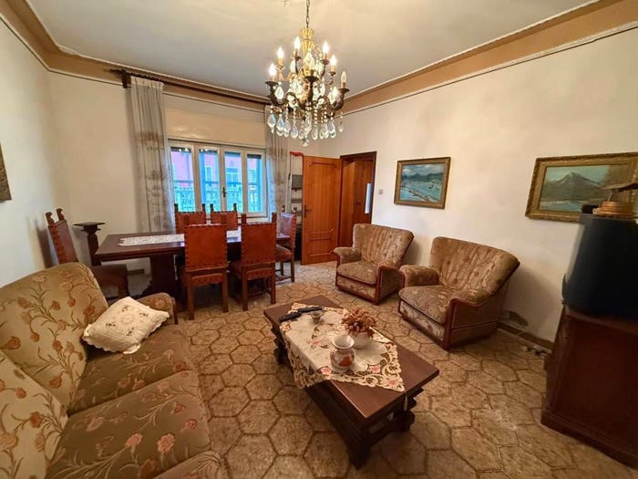 Casa con 5 locali in vendita in Via Ginio Castellani, Centro, Jolanda di Savoia